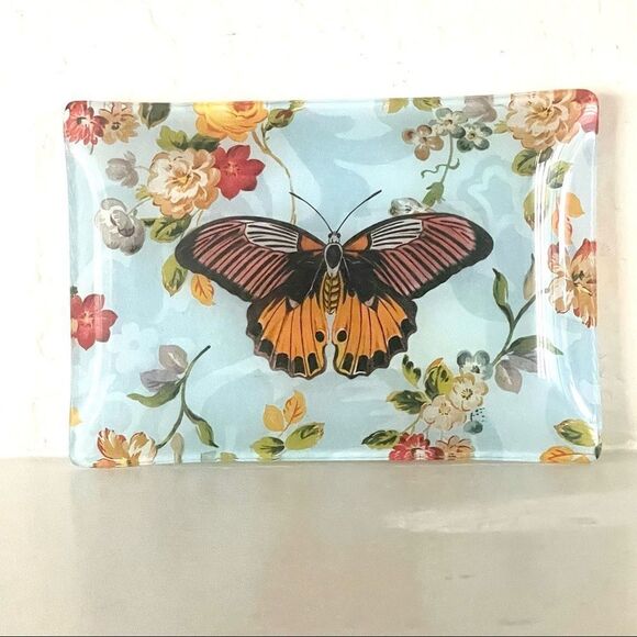Butterfly glass trinket dish - Picture 1 of 10